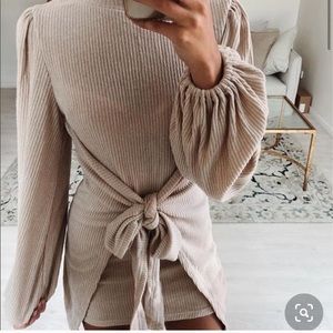 SABO SKIRT KNIT TIE DRESS